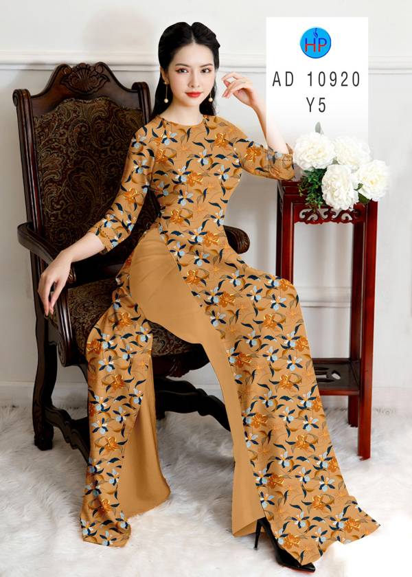 1625749077 vai ao dai mau moi vua ra%20(18)
